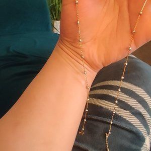 Pur 21 k solid yellow and white gold necklace